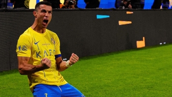Ronaldo, com 38 anos de idade, continua a dominar o Mundo (vídeo)