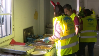 CASA garante almoço de Natal a 70 sem abrigo (vídeo)