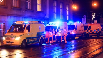 Pelo menos dez mortos e feridos em tiroteio na Universidade de Praga