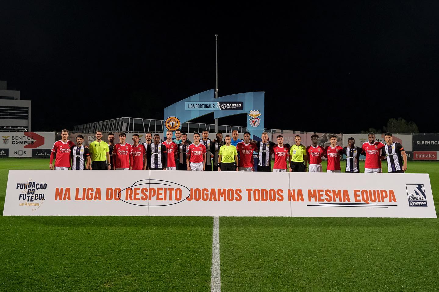 Nacional Derrotado Pelo Benfica B Perde A Liderança | RTP Madeira