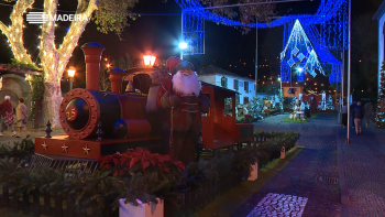As Iluminações e a decoração de Natal dão brilho à cidade de Machico