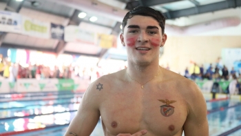 Diogo Ribeiro com novo recorde nacional dos 100 metros mariposa em piscina curta