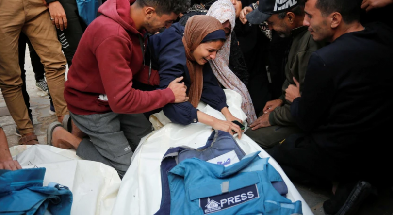 Organização contabiliza 94 jornalistas mortos desde janeiro com maioria em Gaza