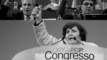 Morreu a antiga deputada e dirigente comunista Odete Santos, aos 82 anos