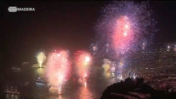 Imagem de Chuva pode afetar o espetáculo pirotécnico na passagem de ano (vídeo)