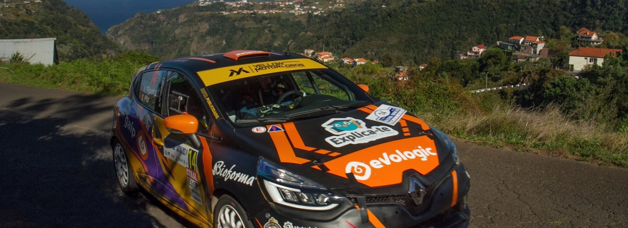 Nuno Figueira permanece com o Clio R3T.