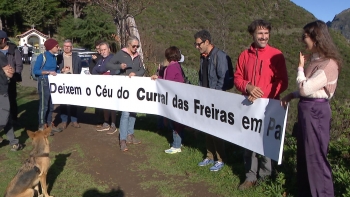 Manifestação contra teleférico do Curral das Freiras (vídeo)