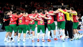 Portugal bate Eslovénia e segue na corrida às meias-finais do Europeu de andebol