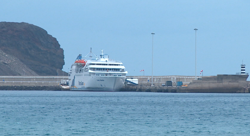 Novo barco para ligações com o Porto Santo