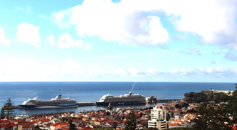 Porto do Funchal com dois navios que trazem quase 7 mil pessoas