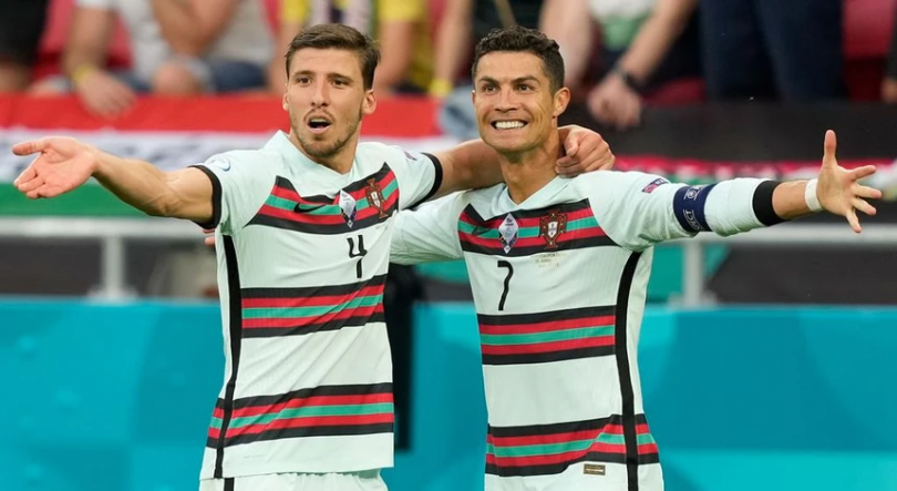 Ronaldo, Bernardo e Rúben Dias entre os nomeados ao ‘onze’ de 2023 da FIFPro