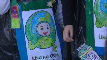 Carnaval das Crianças promove a criatividade (vídeo)
