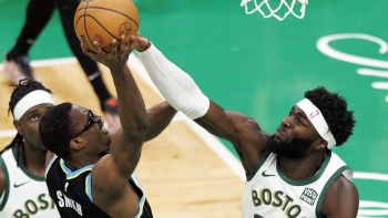 Neemias somou oito pontos na ‘esmagadora’ vitória dos Celtics na NBA