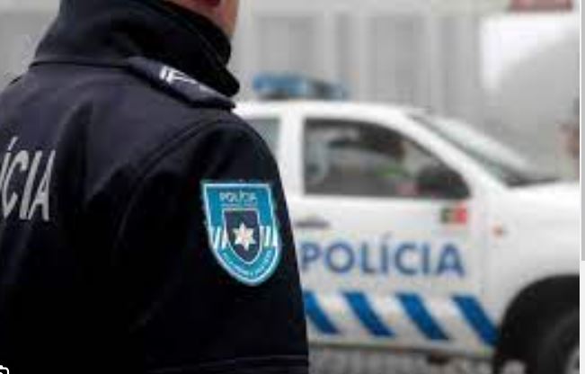 PSP fala em número não habitual de polícias com baixa