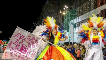 Caneca Furada apresenta tema ‘Reis do Carnaval’ (áudio)