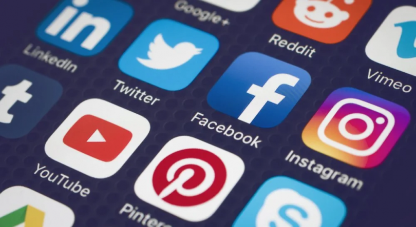 Imagem de Adolescentes com problemas de saúde mental passam mais tempo nas redes sociais