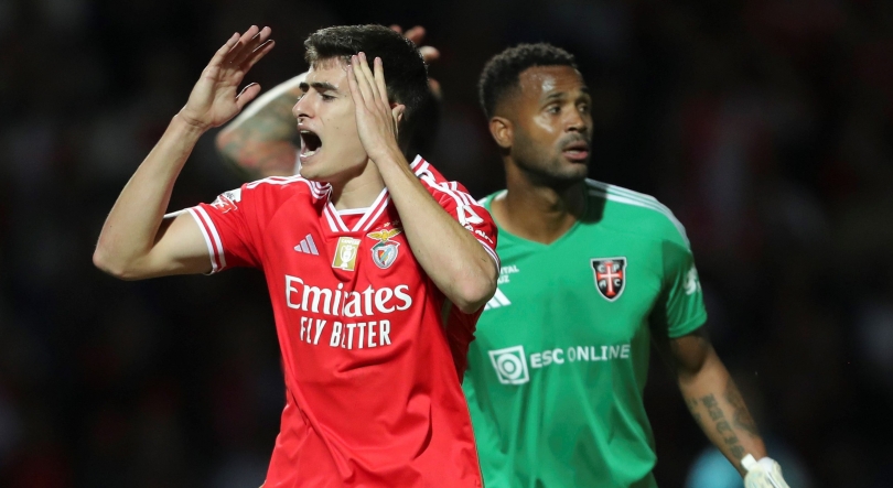 Benfica em dificuldades revela ineficácia ofensiva