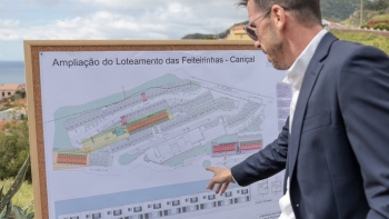 Governo cede terrenos para a construção de 30 casas no Caniçal (vídeo)