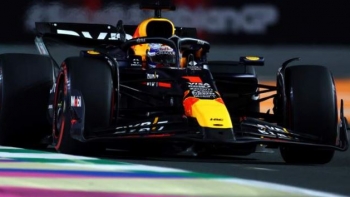 Verstappen na pole position no GP Arábia Saudita