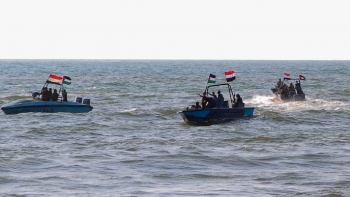 Ataques dos Huthis cortaram três cabos de dados submarinos