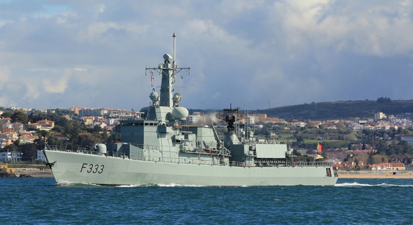 Marinha acompanhou passagem de navios russos por águas portuguesas