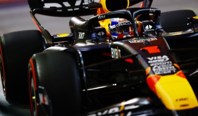 Verstappen conquista pole para o GP do Bahrein