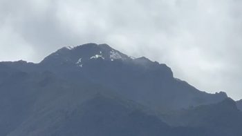 Picos da Madeira pintados de branco (vídeo)