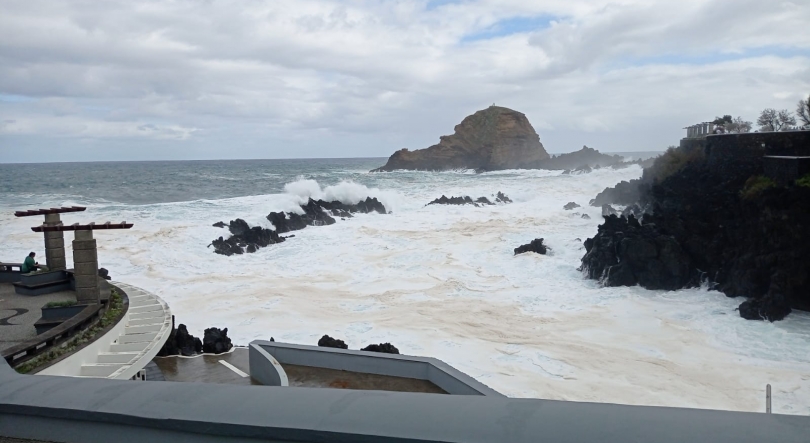 Capitania do Funchal volta a emitir aviso de mau tempo para a Madeira