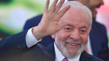 Lula da Silva quer reunir presidentes democratas perante crescimento da extrema-direta