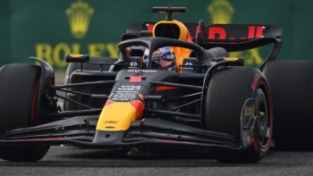 Verstappen oferece 100.ª pole position à Red Bull