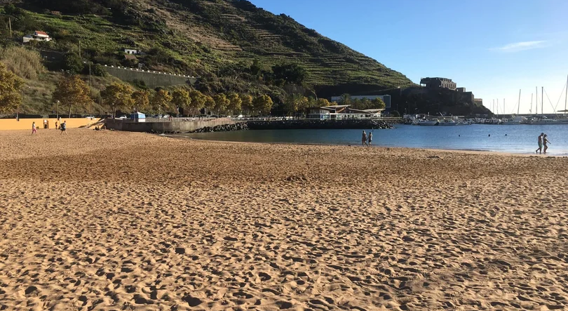 Época balnear começa na quarta-feira e terá mais seis praias vigiadas