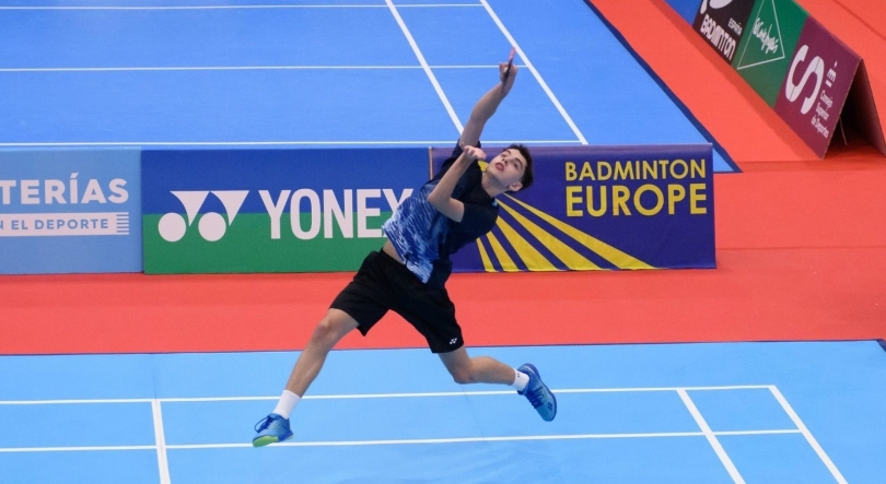 Madeirense representa seleção de badminton no BEC World Class Junior Camp