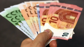 Remuneração bruta mensal média por trabalhador aumentou para 1 375 Euros
