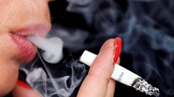 Preço elevado dos medicamentos para deixar de fumar leva a quebra na procura (áudio)