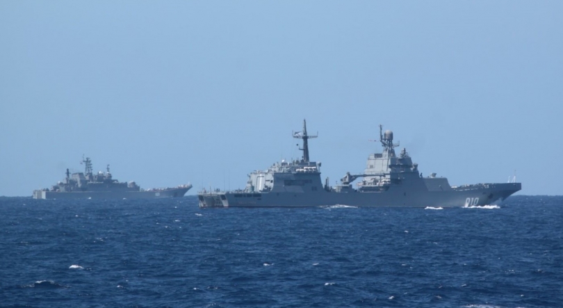 Navio da Marinha acompanhou força naval da Federação Russa