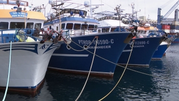 Pescadores ameaçam bloquear entrada dos portos (vídeo)