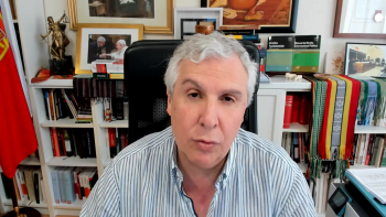 Jorge Bacelar Gouveia considera que o governo cai sem votos a favor (áudio)