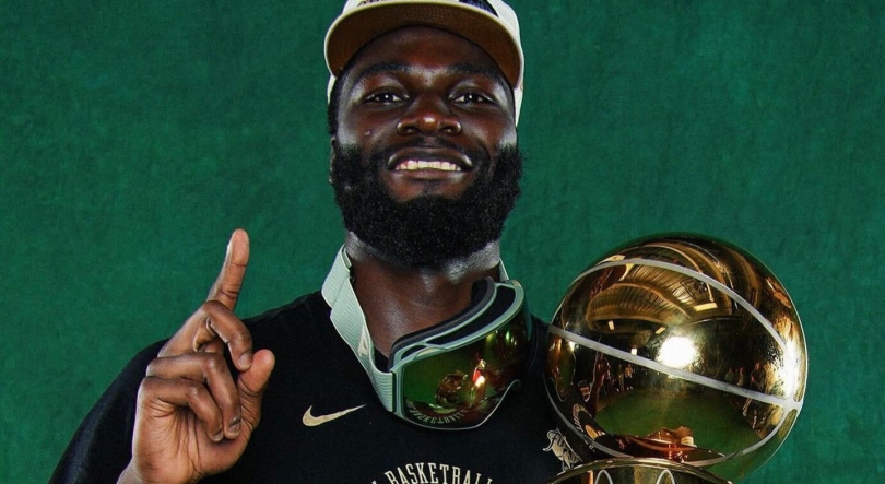 Neemias Queta faz história: Primeiro português campeão da NBA