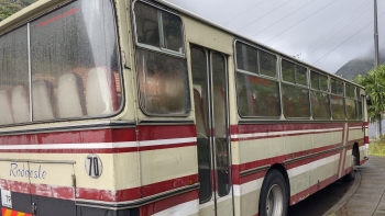 Metade dos mais de 60 autocarros antigos vão ser abatidos (áudio)