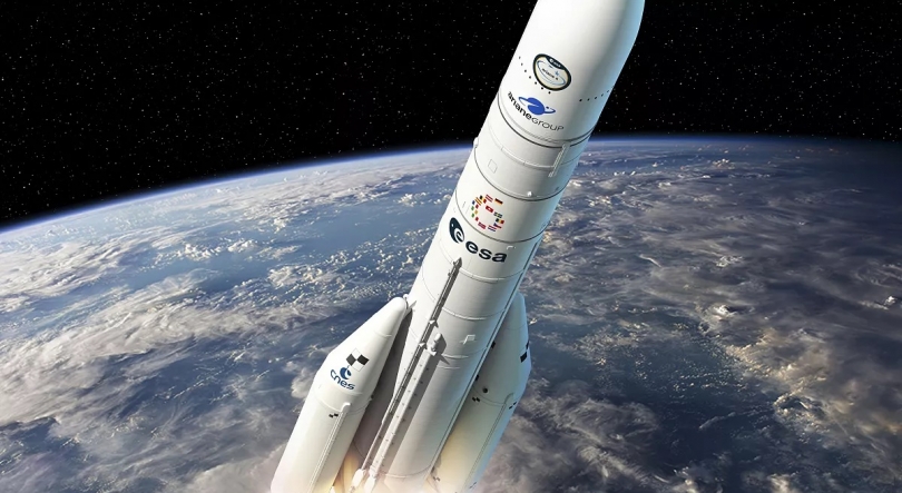 Novo foguetão europeu Ariane 6 descolou com êxito com nanossatélite português a bordo