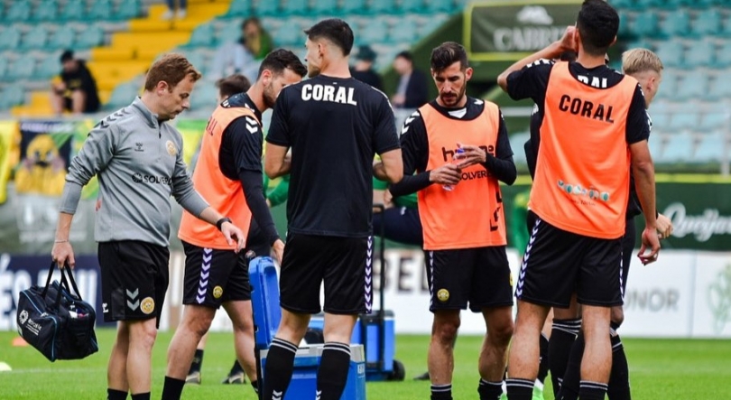 Nacional apresentou-se com apenas 11 jogadores no arranque da nova época