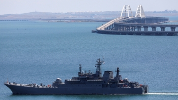 Kiev garante que Rússia retirou o seu último navio patrulha da Crimeia