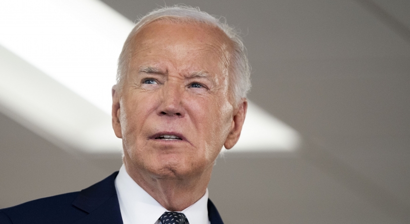 Biden admite repensar continuidade de recandidatura