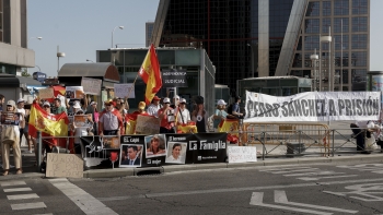 Mulher de Pedro Sánchez invoca direito ao silêncio e não é ouvida por juiz