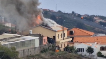 Incêndio no Covão ameaça casas (vídeo)