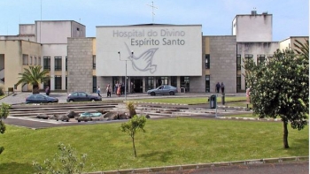 Hospital de Ponta Delgada reabre enfermarias no total de 200 camas