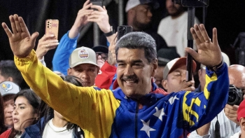 Imagem de Nicolás Maduro ganha presidenciais na Venezuela com 51,2% dos votos