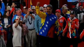 Maduro reclama vitória oposição fala em fraude (vídeo)