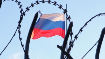 Jornalista russa-americana condenada a mais de seis anos de prisão na Rússia