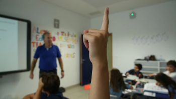 151 professores da Madeira colocados em escolas do Continente (áudio)